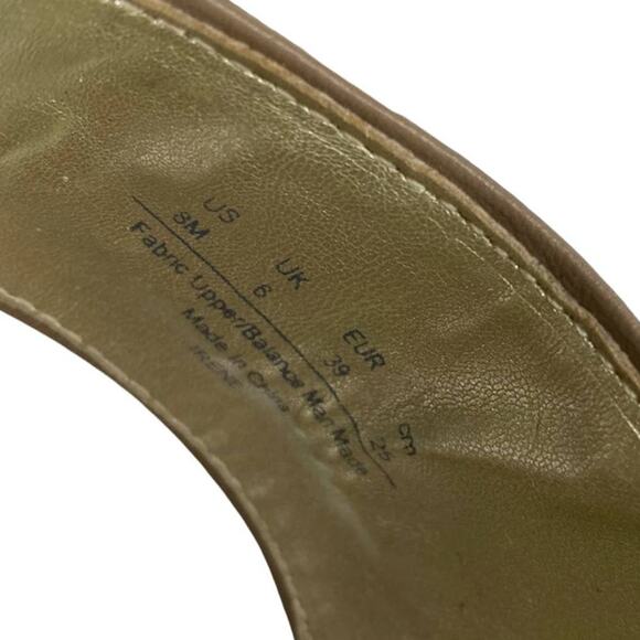 Fergalicious Taupe Tan Suede Ankle Wrap Heels Size 8 - Picture 8 of 8